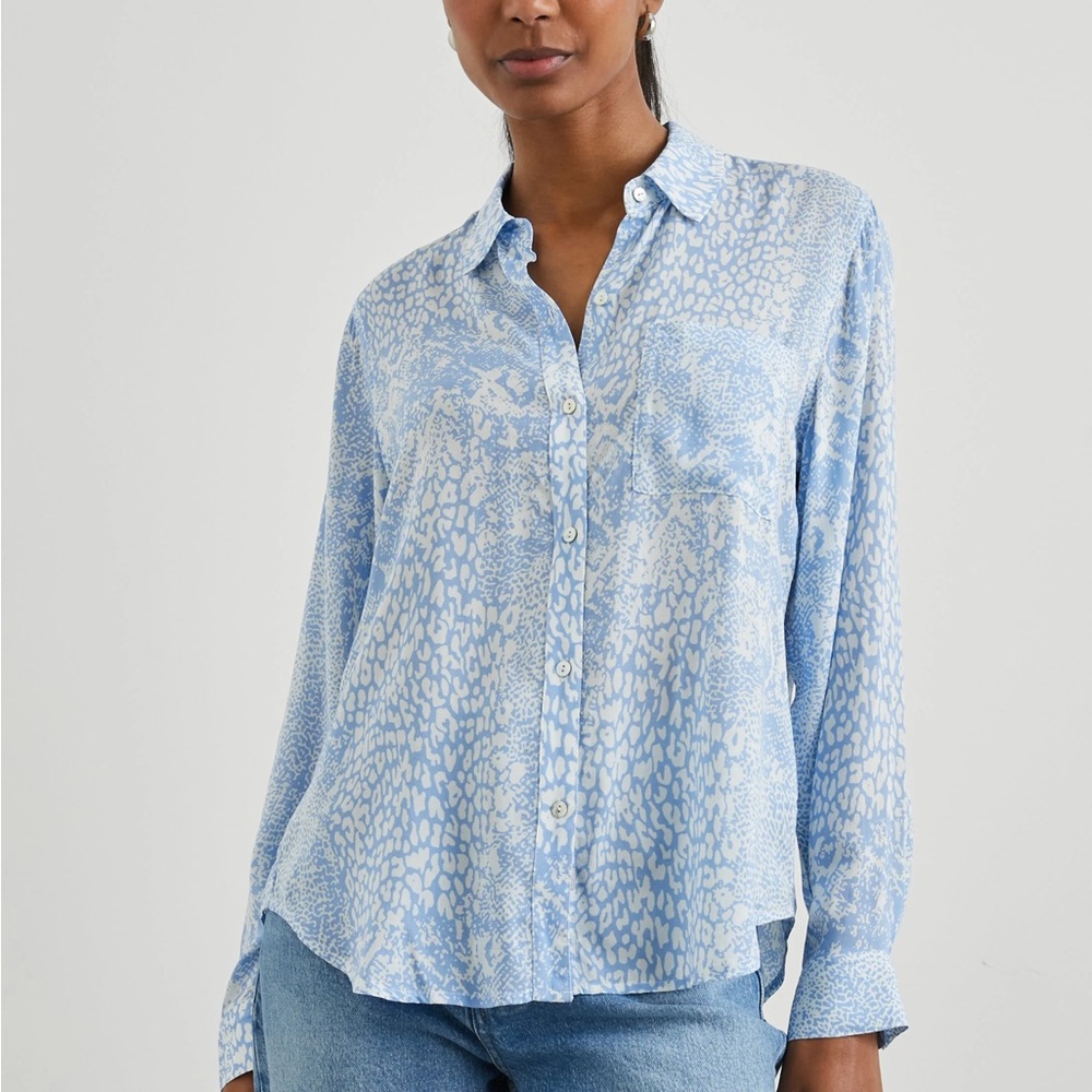 Rails Josephine Button Up Shirt in Aqua Mixed Animals size medium